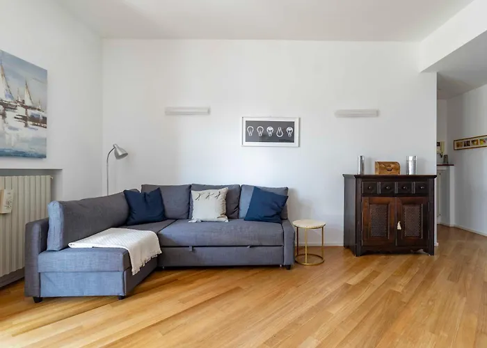 Bright House - Carozzi Apartments